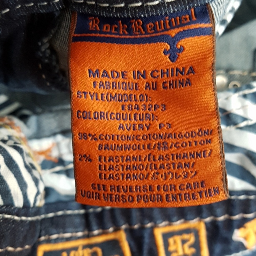 Pending Sale Rock Revival Avery Capri size 26 - Picture 6 of 6
